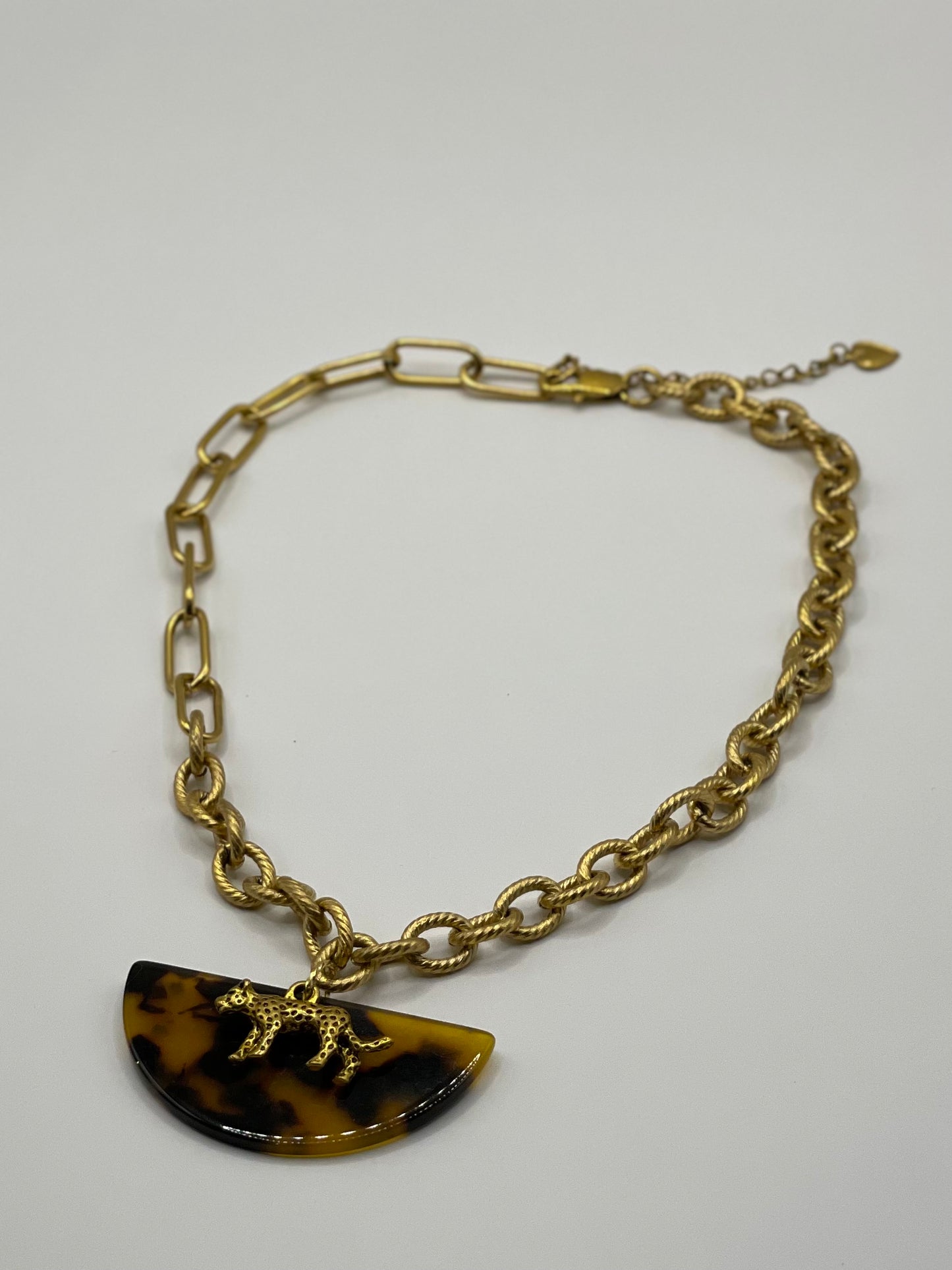 Collier Léo